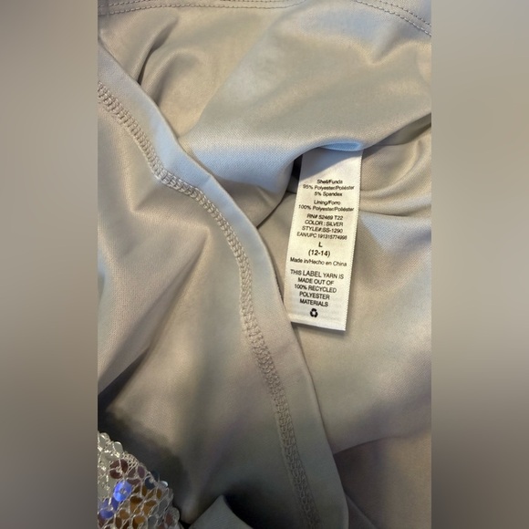NWT SCOOP Silver Sequin Cami Top SZ L 12/24 Double V Neck Spaghetti Straps - Picture 6 of 10